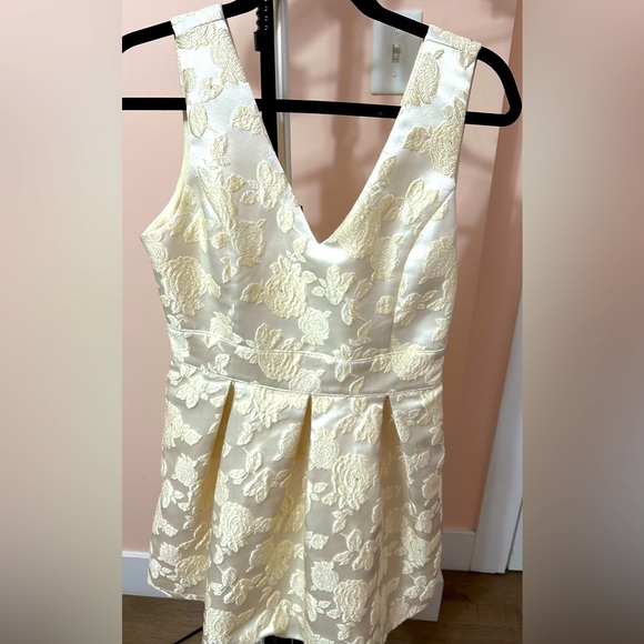 Sunday/Party/Holiday Dress - Picture 1 of 3